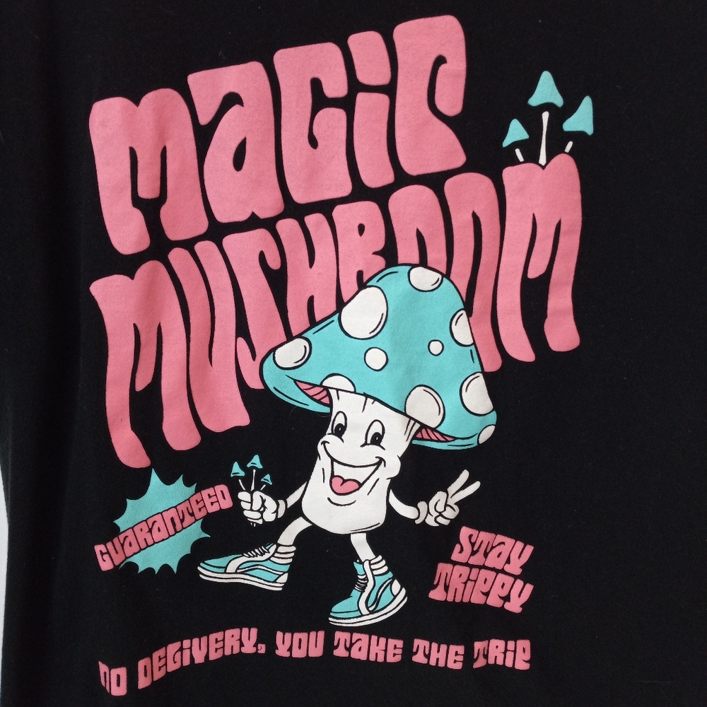 Eighty Eight Magic Mushroom Stay Trippy Tee - Picture 2 of 6